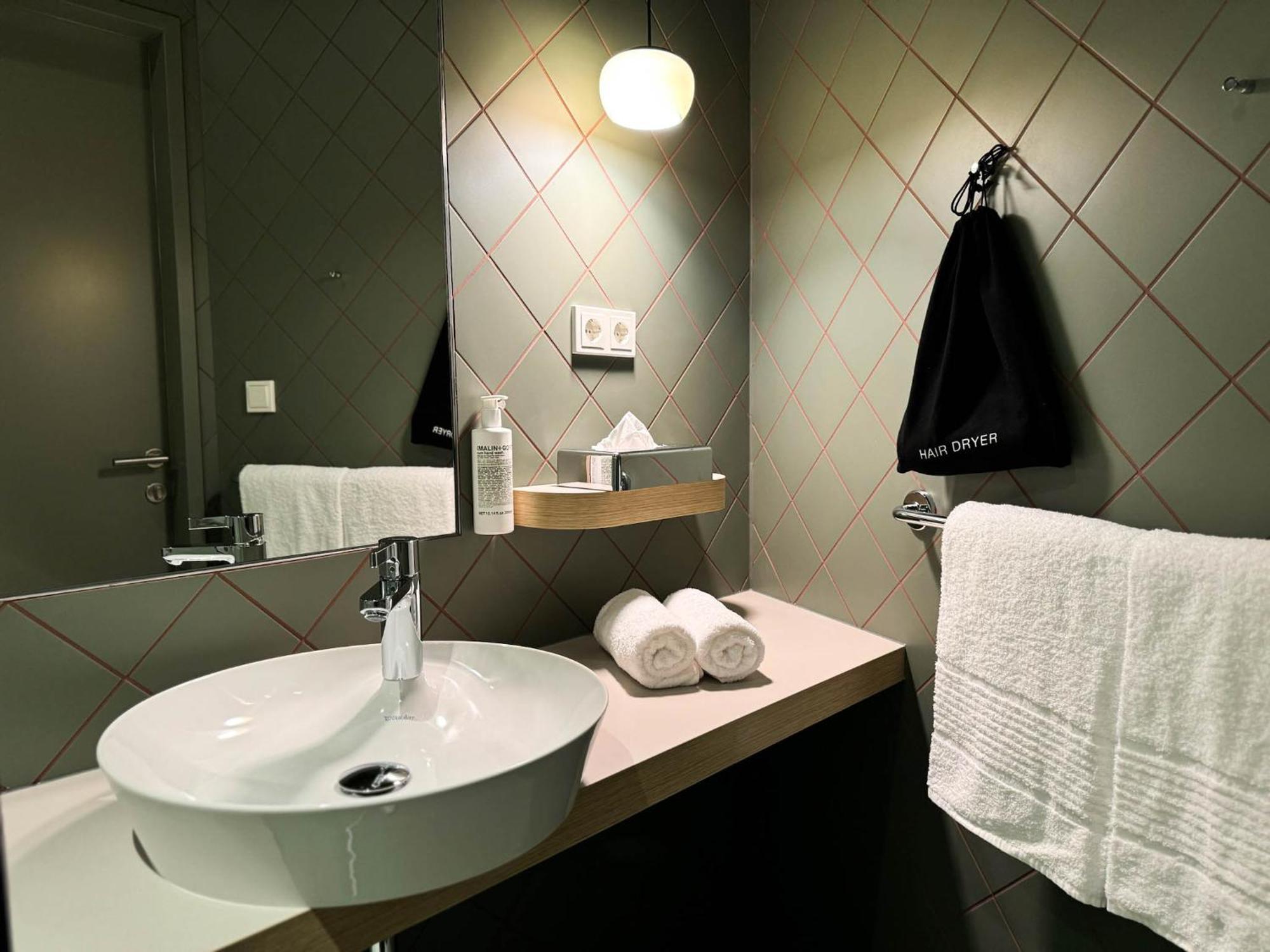 Arcotel Aq Wien Exteriör bild